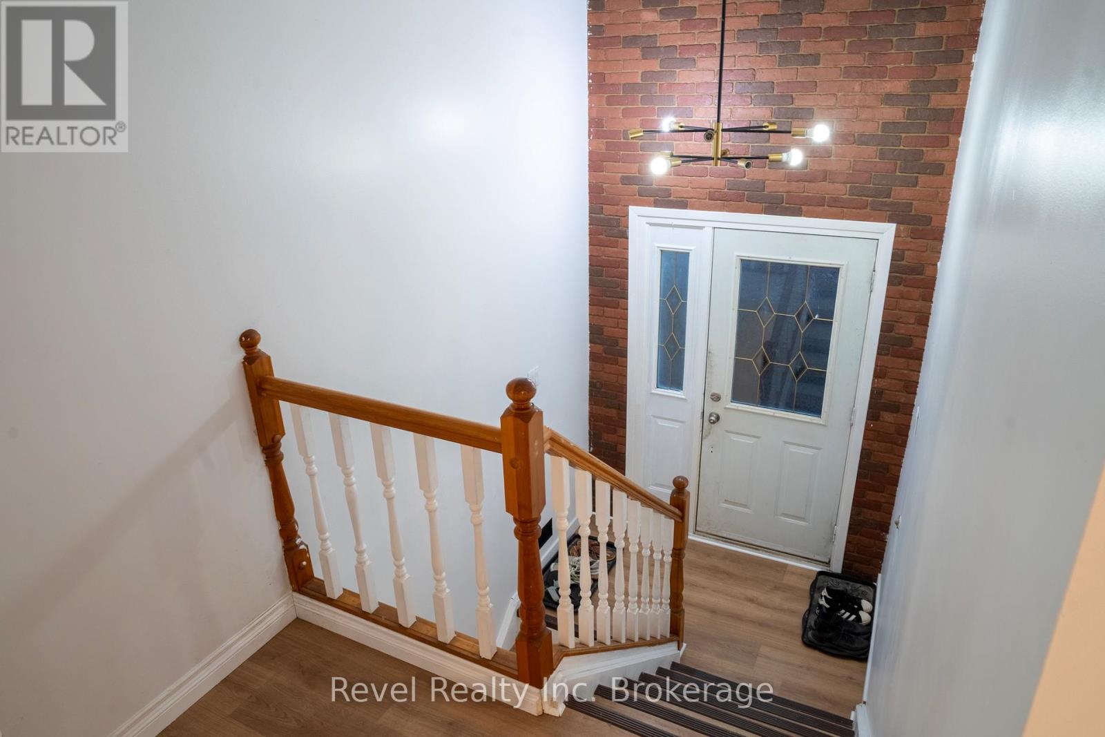 12 NIGHTINGALE DRIVE photo 18