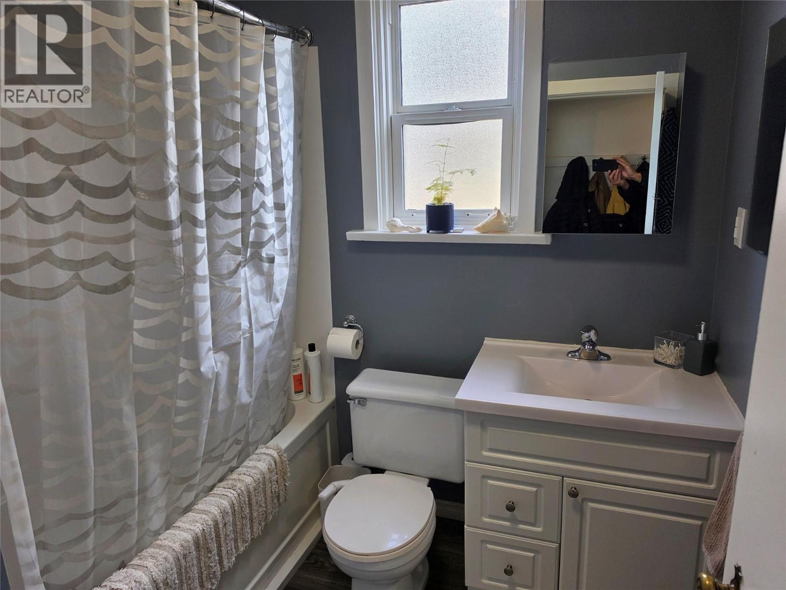 804 Eighth Street, Nelson, British Columbia V1L 3B1 - Photo 13 - 10400972
