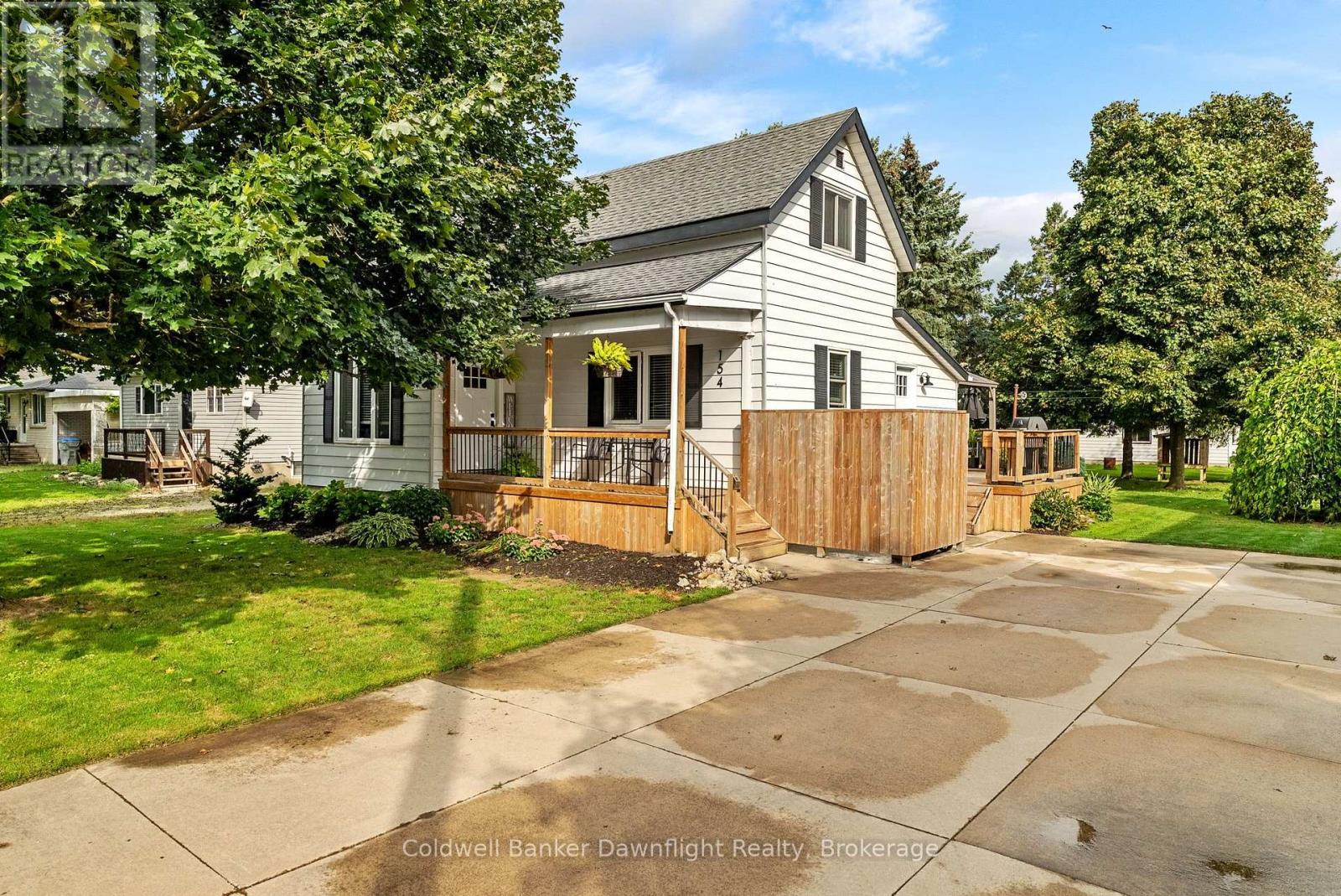 154 RICHMOND STREET, Bluewater, Ontario
