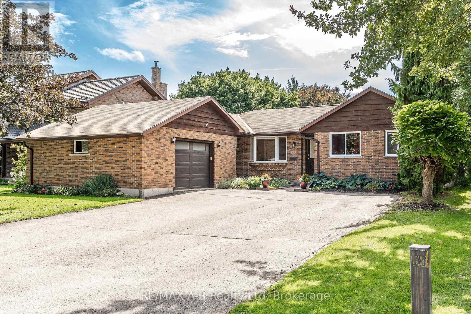 332 WIDDER STREET E, St. Marys, Ontario