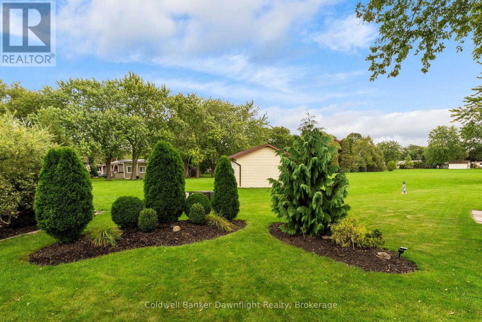 188 Pebble Beach Parkway, South Huron, Ontario  N0M 1T0 - Photo 36 - X13793362