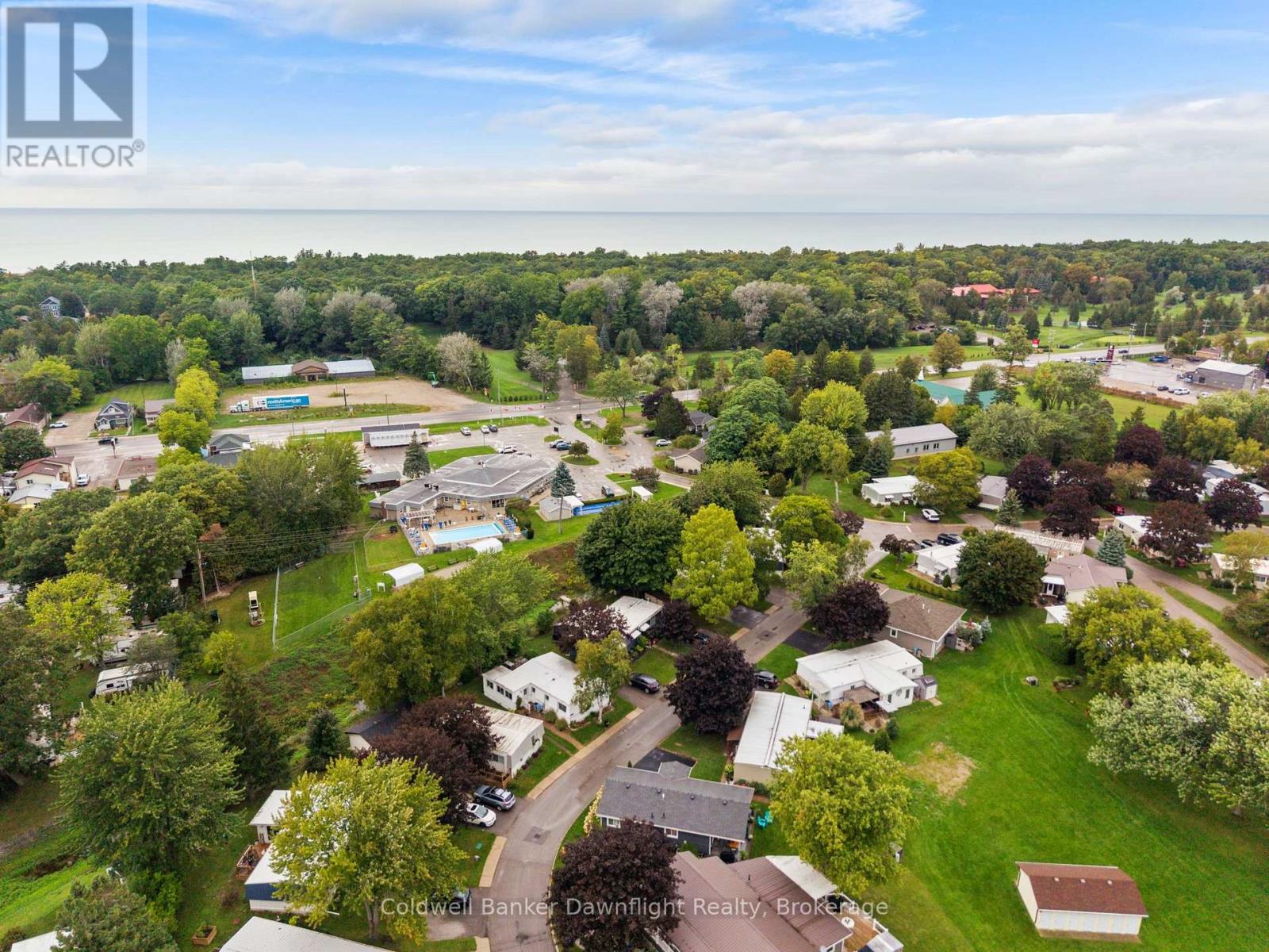 188 Pebble Beach Parkway, South Huron, Ontario  N0M 1T0 - Photo 43 - X13793362