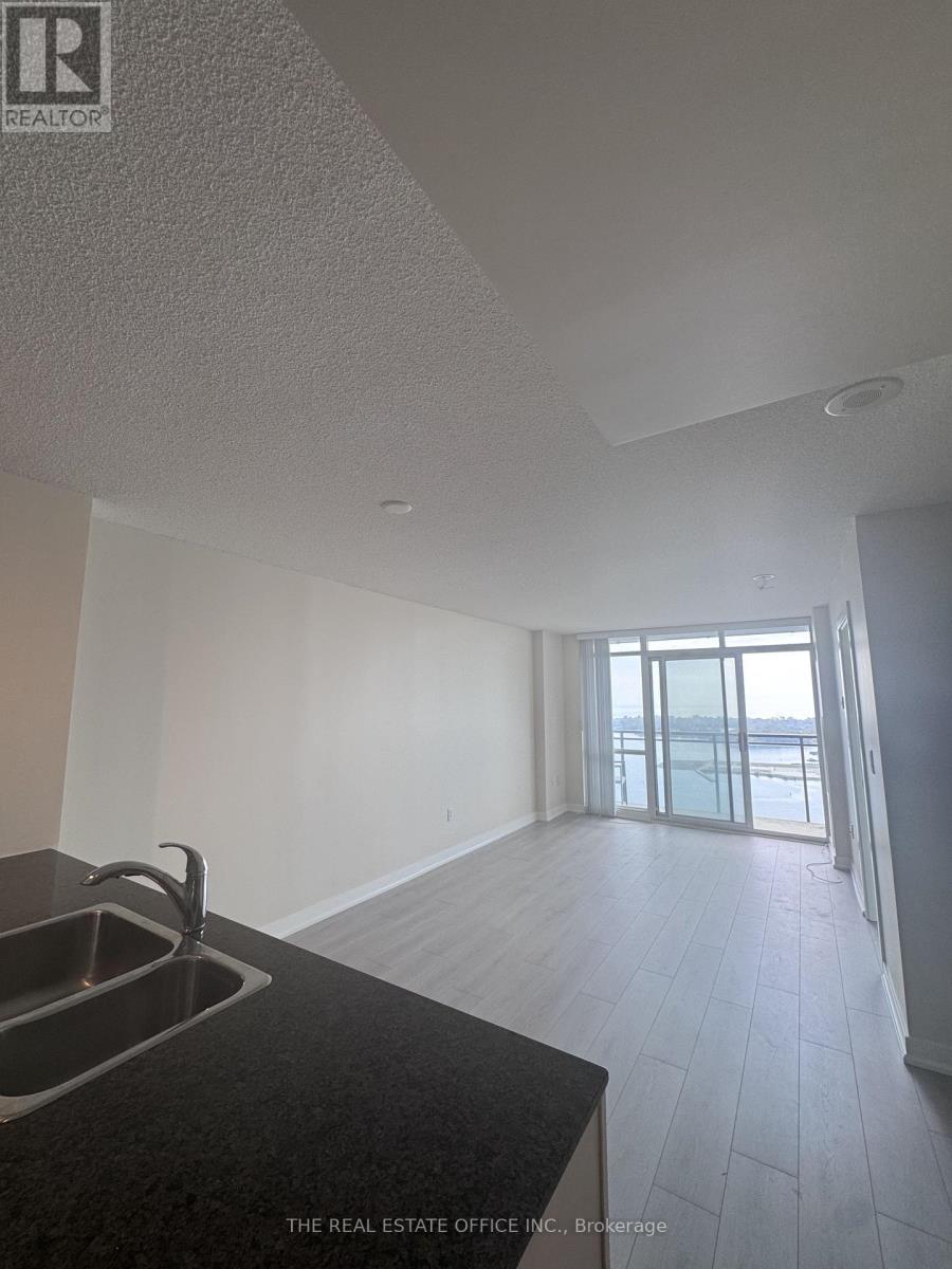 4712 - 11 Brunel Court, Toronto, Ontario  M5V 3Y3 - Photo 9 - C13793226