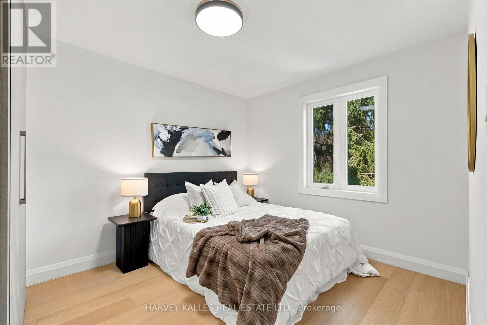 547 Melrose Avenue, Toronto, Ontario  M5M 2A4 - Photo 20 - C13793344