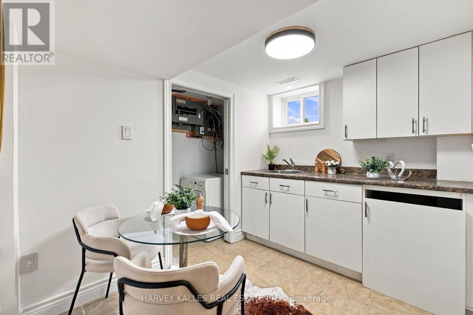 547 Melrose Avenue, Toronto, Ontario  M5M 2A4 - Photo 31 - C13793344