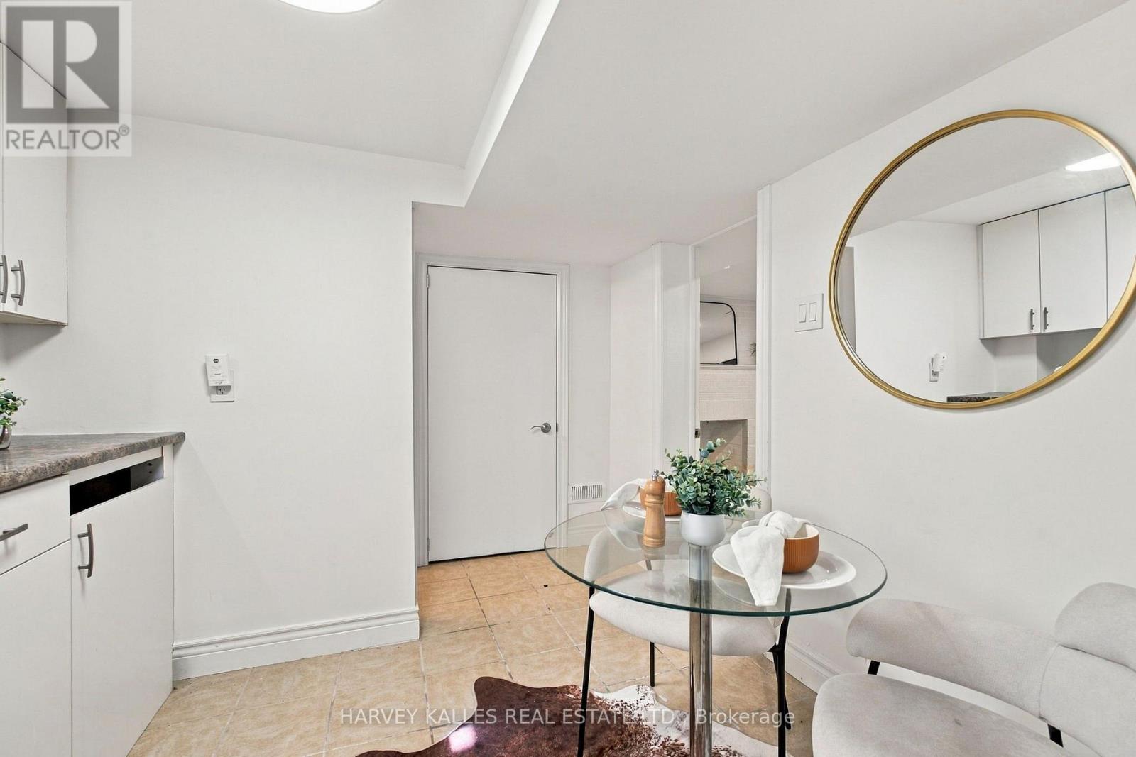 547 Melrose Avenue, Toronto, Ontario  M5M 2A4 - Photo 32 - C13793344