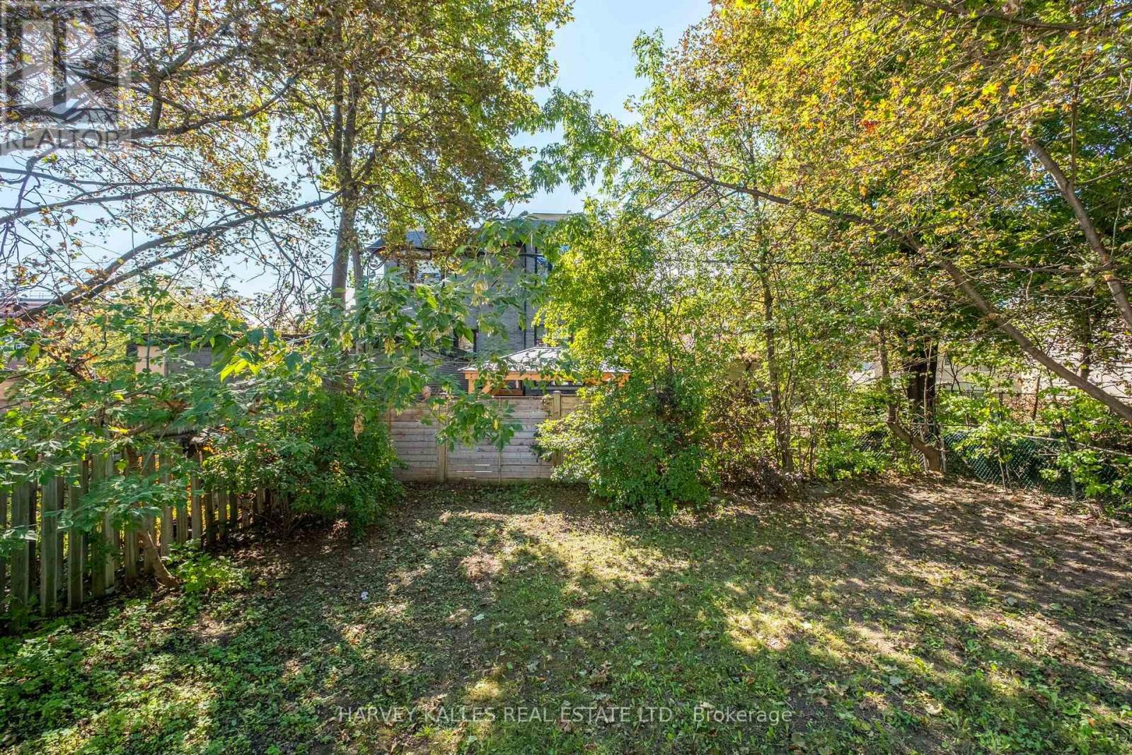 547 Melrose Avenue, Toronto, Ontario  M5M 2A4 - Photo 37 - C13793344