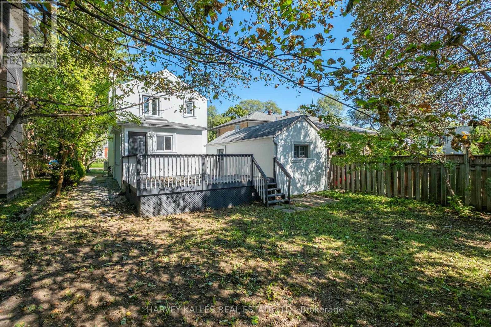 547 Melrose Avenue, Toronto, Ontario  M5M 2A4 - Photo 41 - C13793344