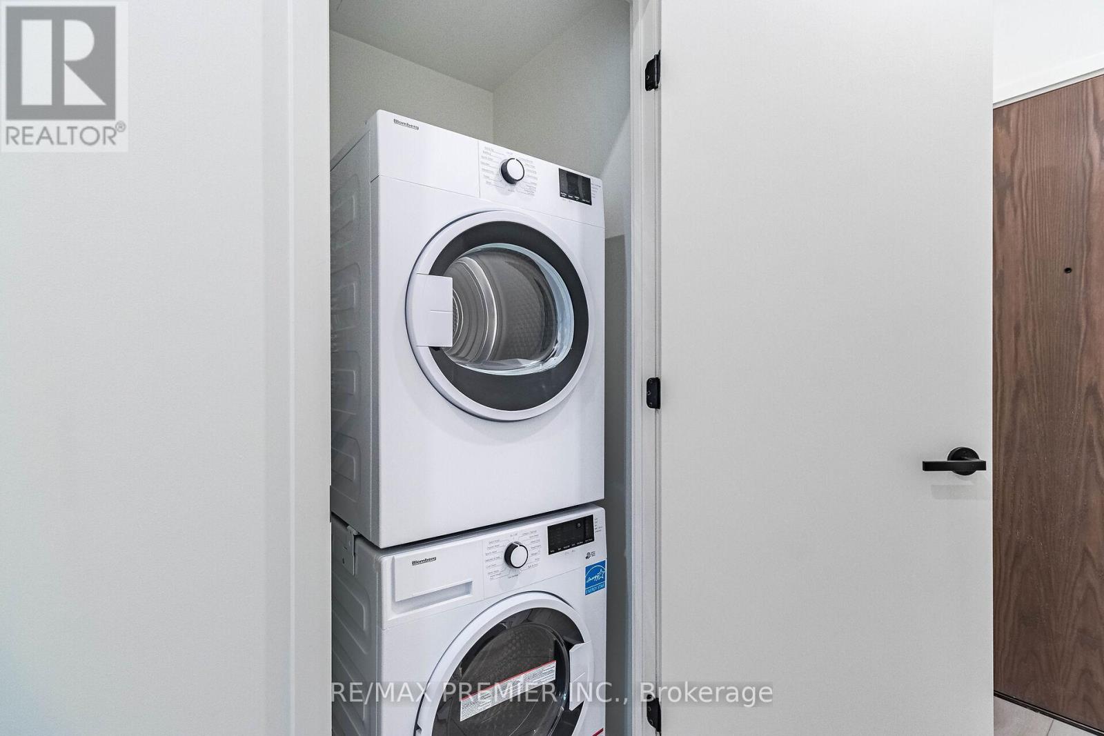 3904 - 55 Charles Street E, Toronto, Ontario  M4Y 0J1 - Photo 13 - C13793390