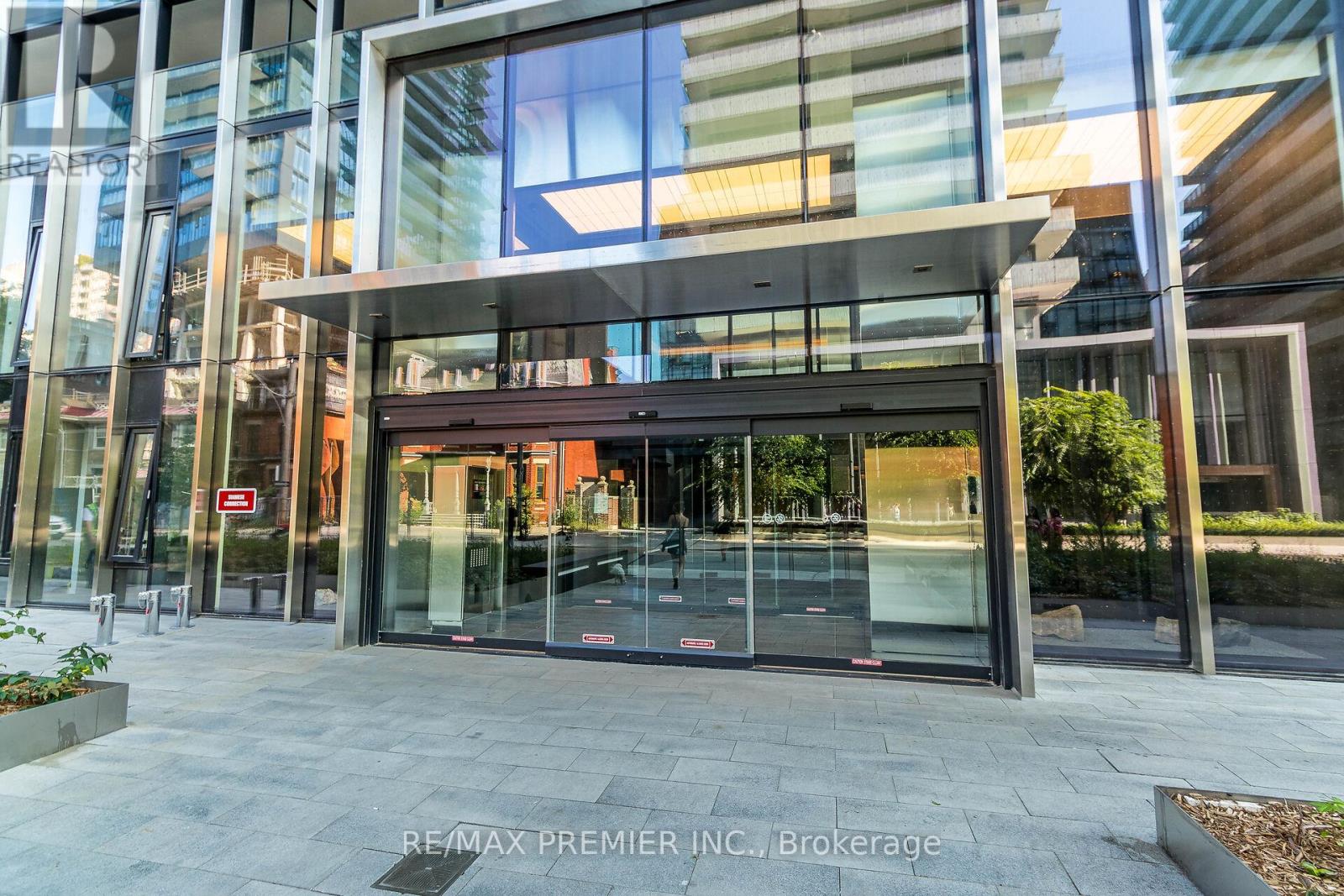 3904 - 55 Charles Street E, Toronto, Ontario  M4Y 0J1 - Photo 3 - C13793390