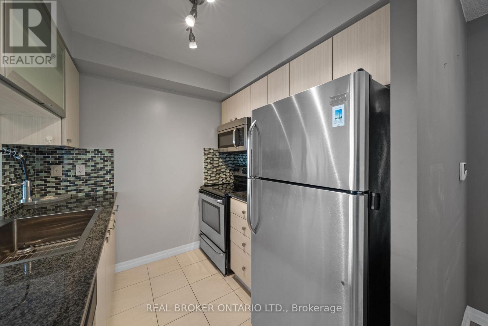 3010 - 2015 Sheppard Avenue E, Toronto, Ontario  M2J 0B3 - Photo 10 - C13793394