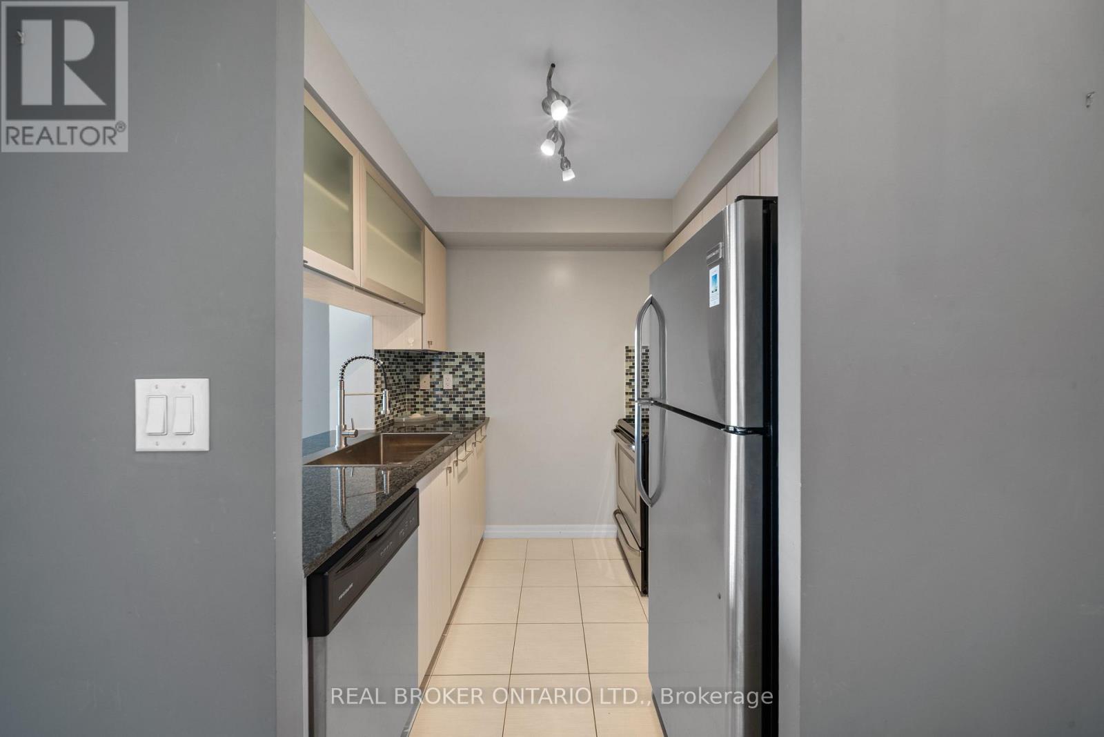 3010 - 2015 Sheppard Avenue E, Toronto, Ontario  M2J 0B3 - Photo 8 - C13793394