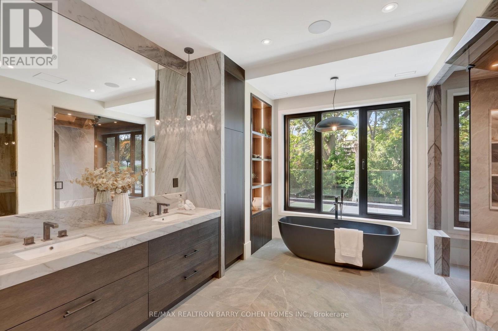 90 Arjay Crescent, Toronto, Ontario  M2L 1C7 - Photo 11 - C13793490