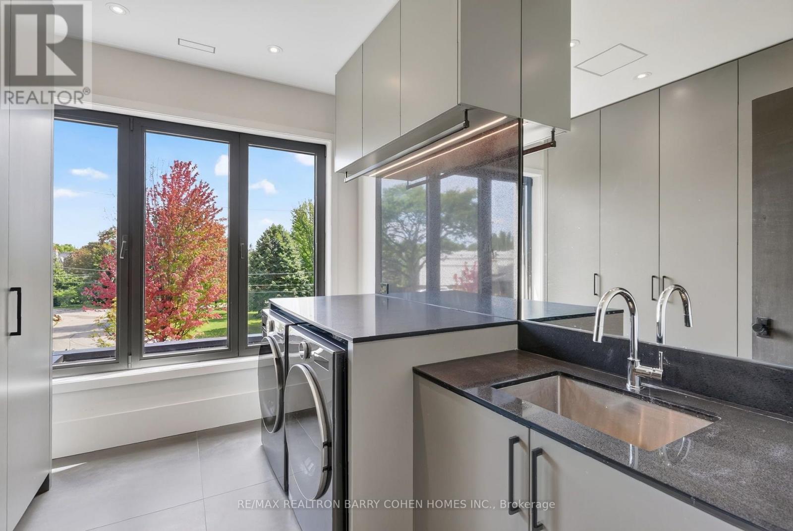 90 Arjay Crescent, Toronto, Ontario  M2L 1C7 - Photo 29 - C13793490