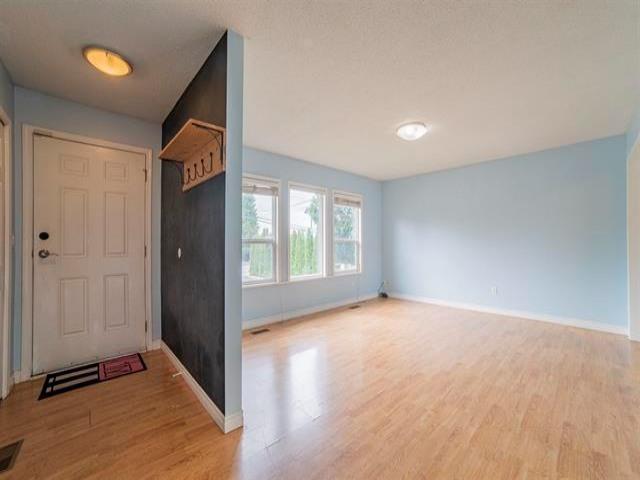 34649 Marshall Road, Abbotsford, British Columbia  V2S 1M4 - Photo 2 - R3161434