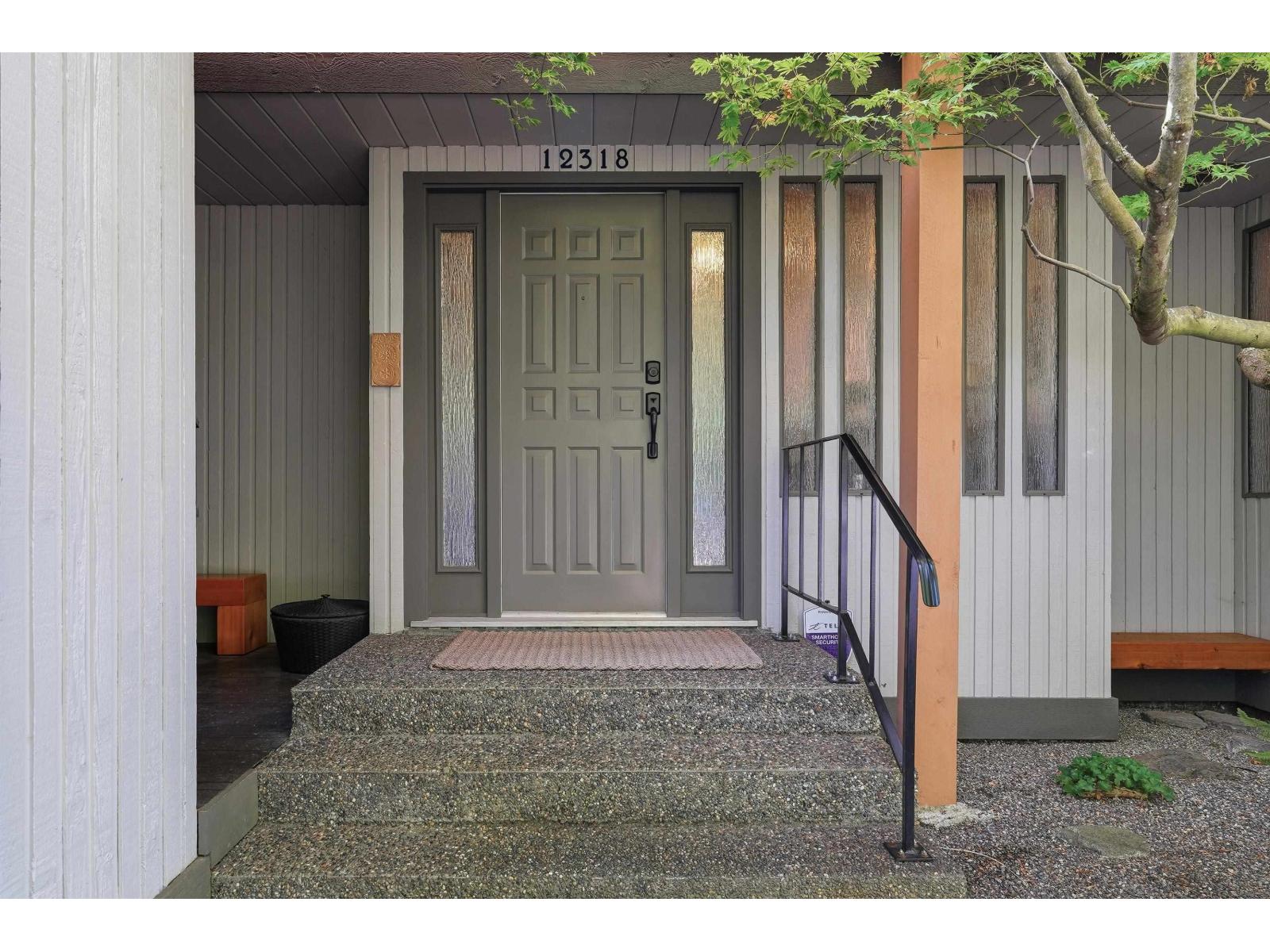 12318 24 Avenue, Surrey, British Columbia  V4A 5P4 - Photo 2 - R3166411