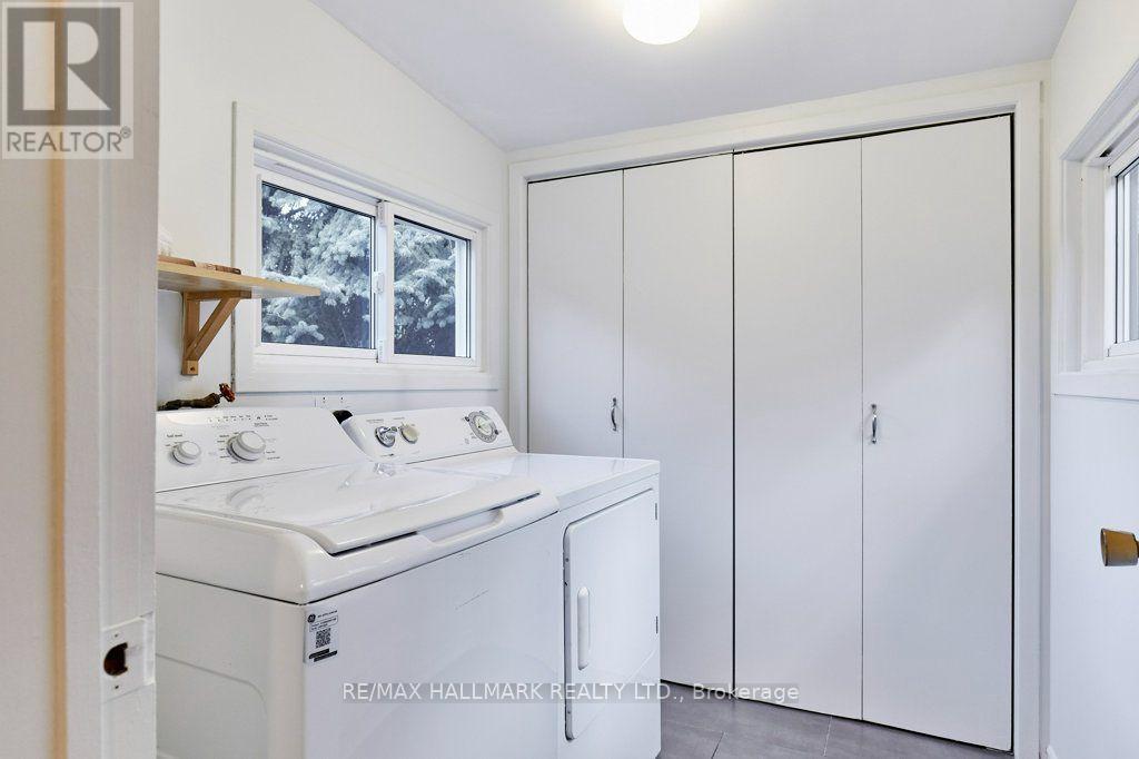 95 Browning Avenue, Toronto, Ontario  M4K 1W2 - Photo 21 - E13793284