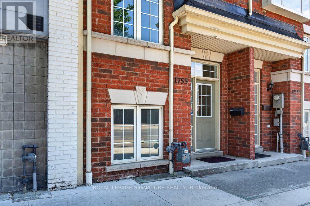 1755 Danforth Avenue, Toronto, Ontario  M4C 1J1 - Photo 3 - E13793304