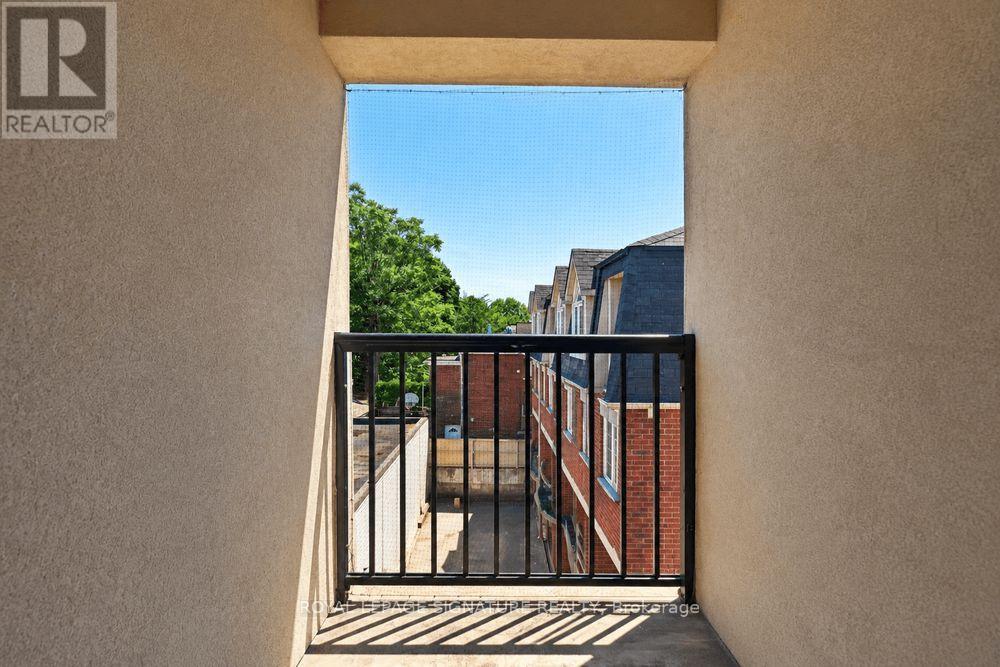 1755 Danforth Avenue, Toronto, Ontario  M4C 1J1 - Photo 32 - E13793304
