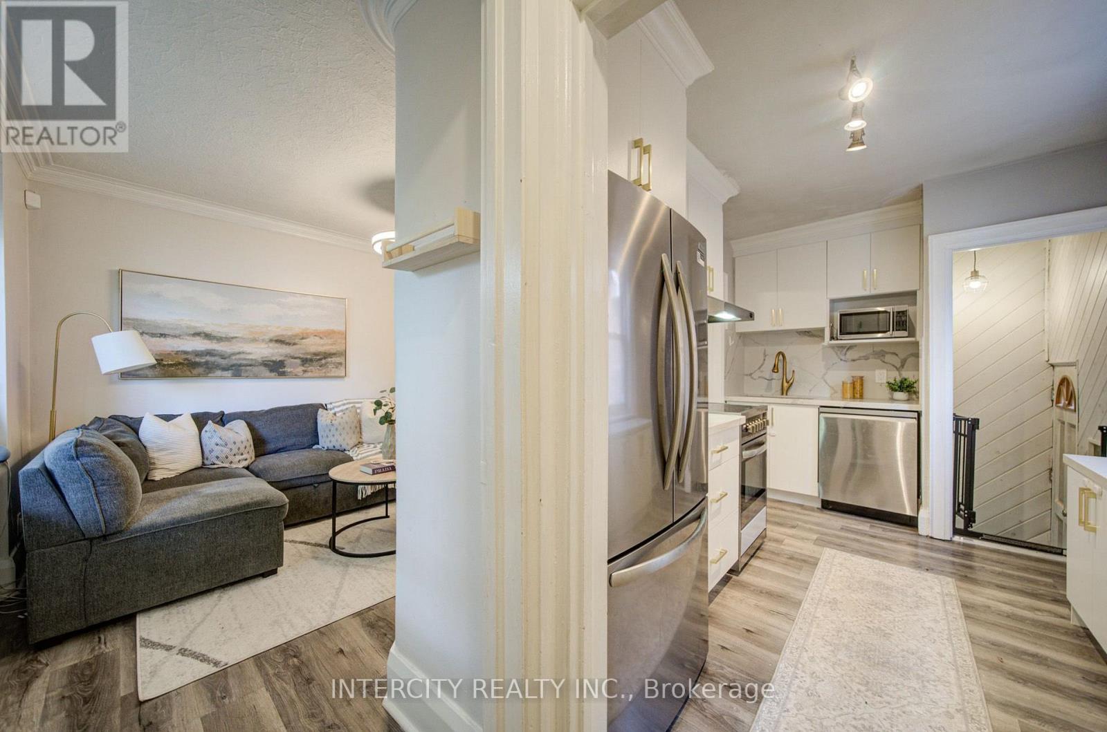 256 Blantyre Avenue, Toronto, Ontario  M1N 2S1 - Photo 22 - E13793330