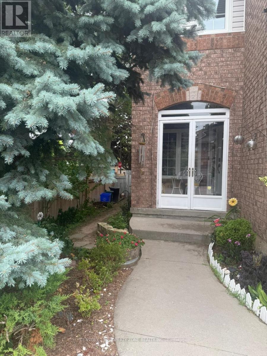 130 Waller Street, Whitby, Ontario  L1R 2K7 - Photo 2 - E13793342
