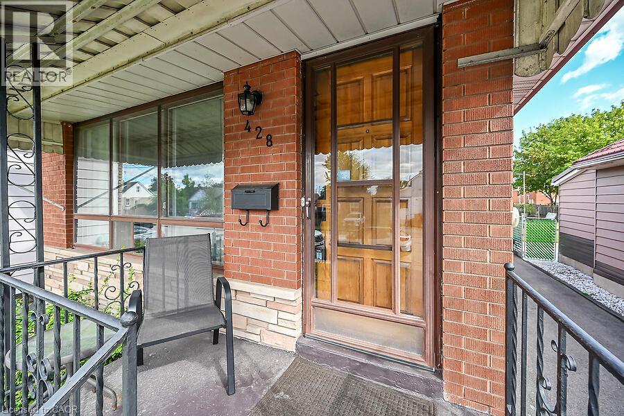 428 Brunswick Street, Hamilton, Ontario  L8H 6S4 - Photo 3 - 40863175