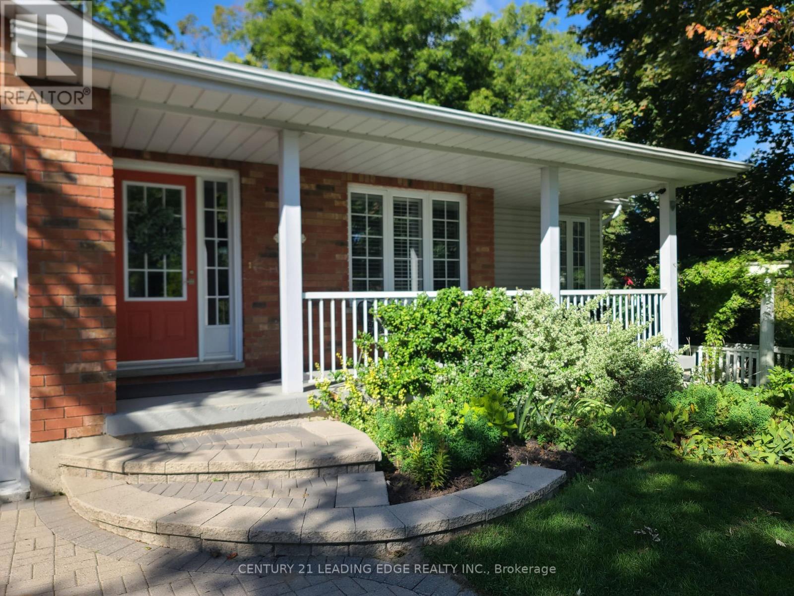 102 Second Avenue, Uxbridge, Ontario  L9P 1J9 - Photo 3 - N13793230
