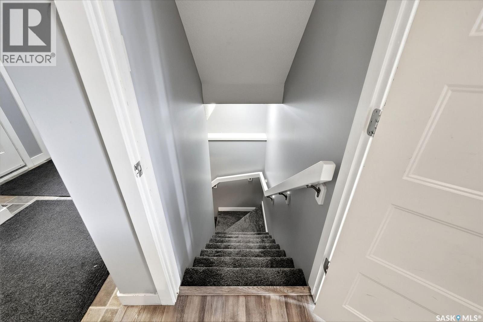 2817 Elgaard Drive, Regina, Saskatchewan  S4X 0M4 - Photo 25 - SK048662