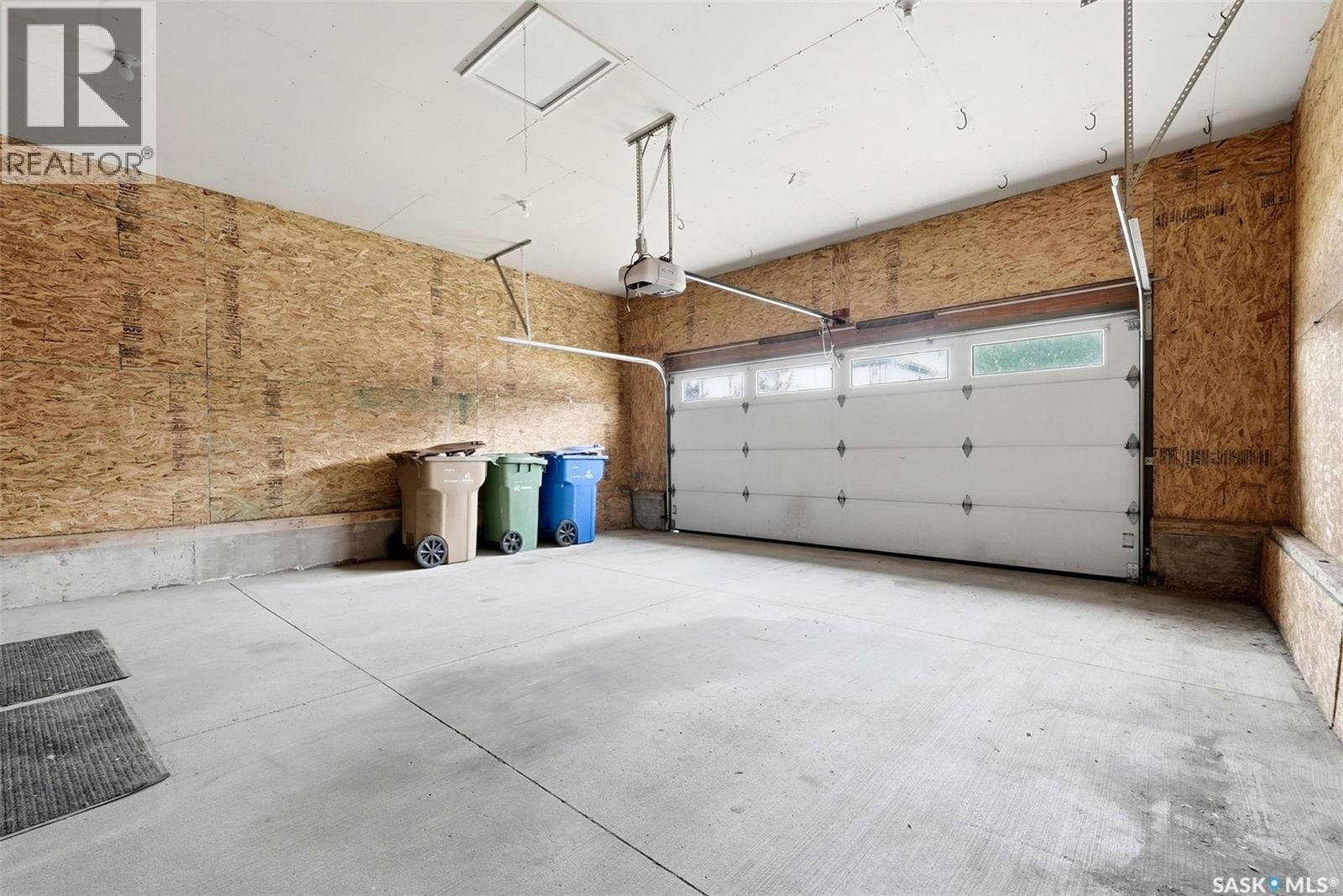2817 Elgaard Drive, Regina, Saskatchewan  S4X 0M4 - Photo 31 - SK048662