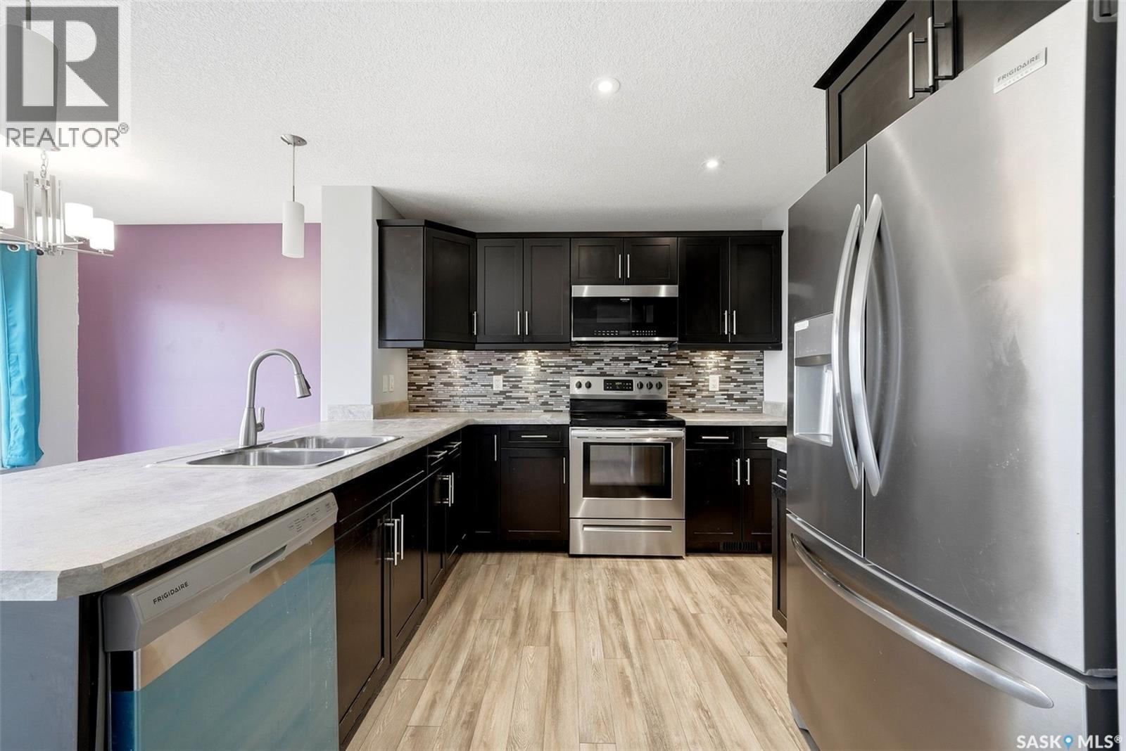 2817 Elgaard Drive, Regina, Saskatchewan  S4X 0M4 - Photo 8 - SK048662