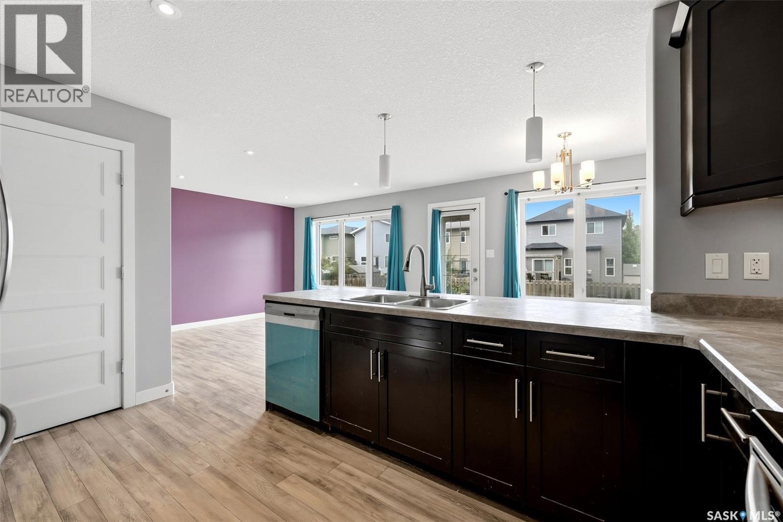 2817 Elgaard Drive, Regina, Saskatchewan  S4X 0M4 - Photo 9 - SK048662