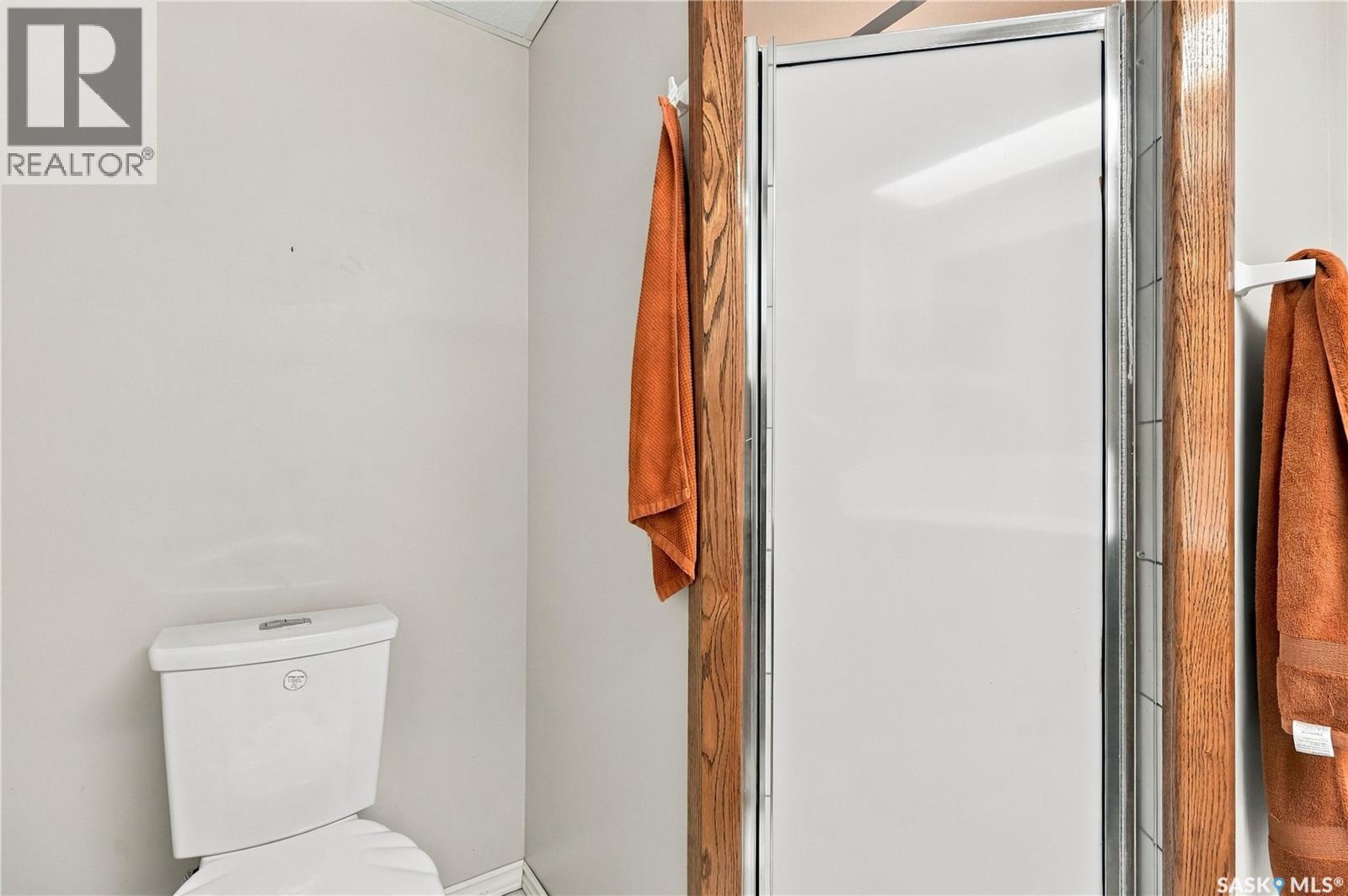 250 3rd Avenue E, Gravelbourg, Saskatchewan  S0H 1X0 - Photo 35 - SK048603