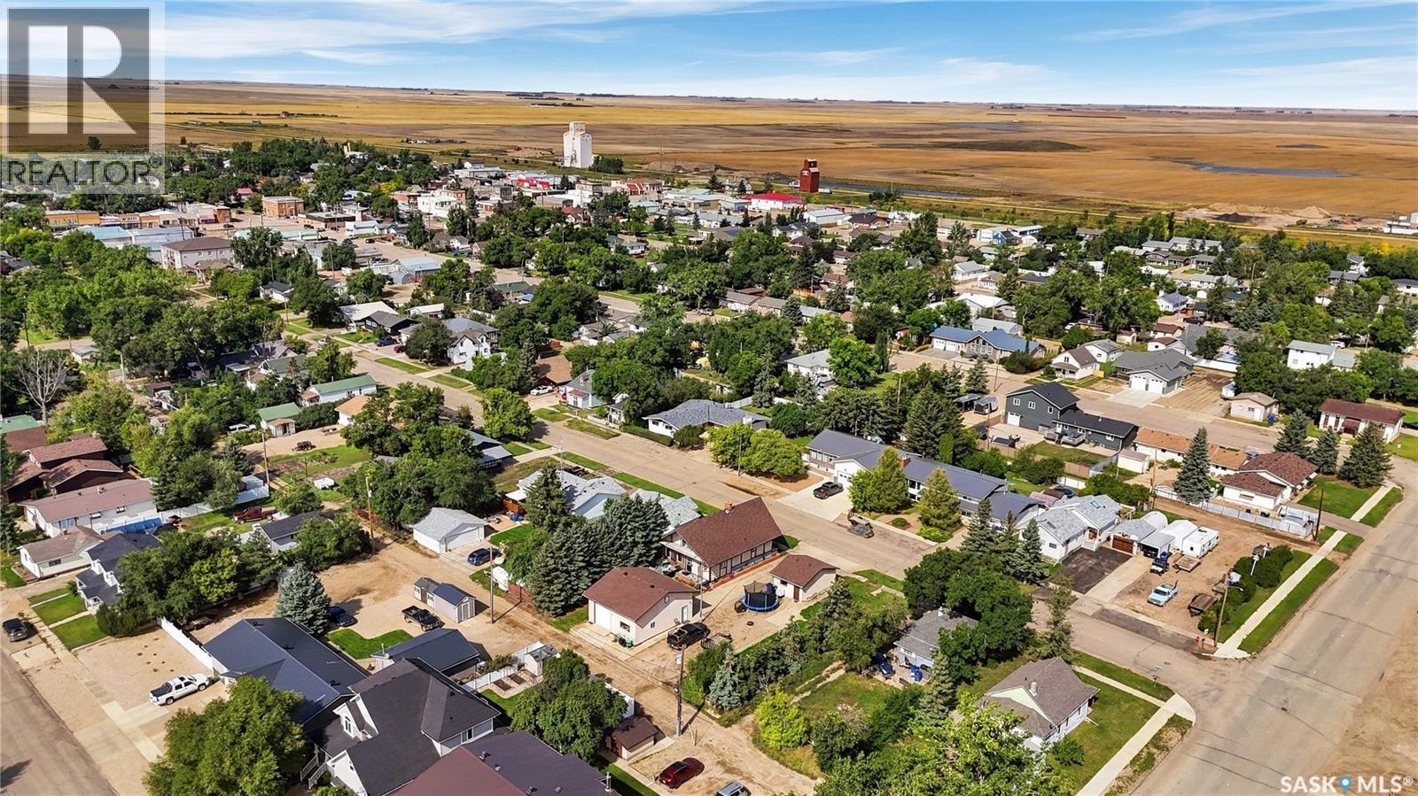 250 3rd Avenue E, Gravelbourg, Saskatchewan  S0H 1X0 - Photo 55 - SK048603