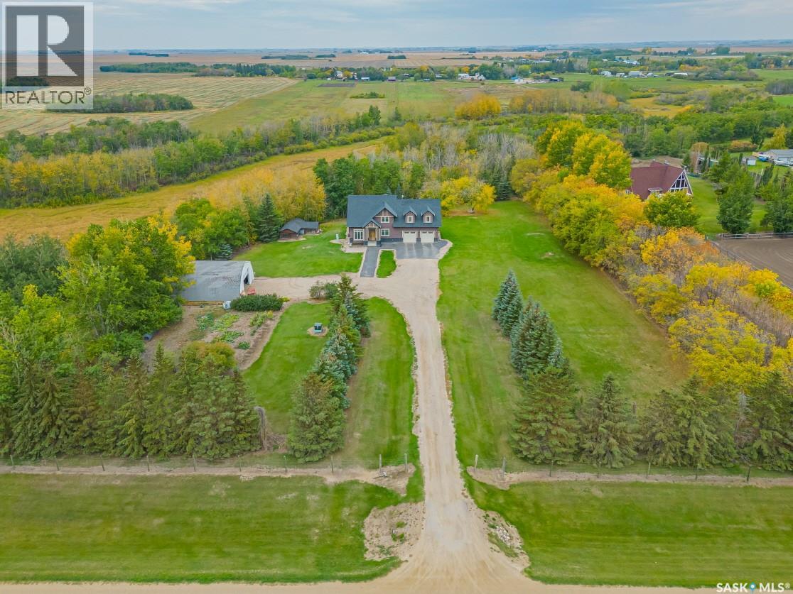 4.25 Acre Gruenthal Private Estate, Rosthern Rm No. 403, Saskatchewan  S0K 3R0 - Photo 1 - SK048392