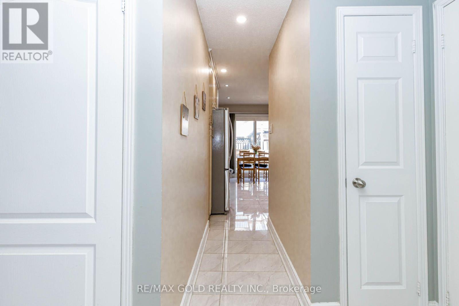 4 Horsham Street, Brampton, Ontario  L6X 3R5 - Photo 16 - W13793276