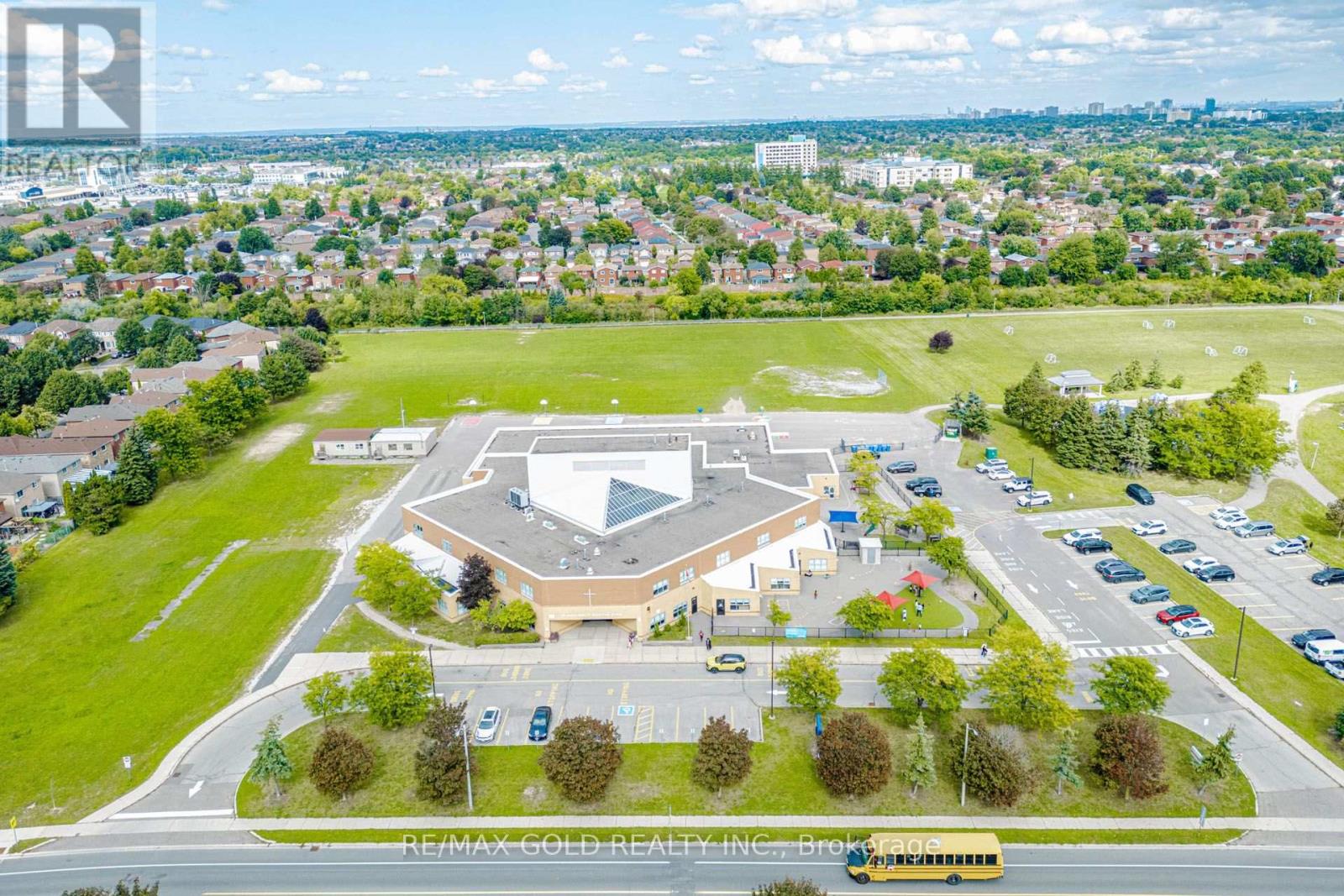 4 Horsham Street, Brampton, Ontario  L6X 3R5 - Photo 47 - W13793276