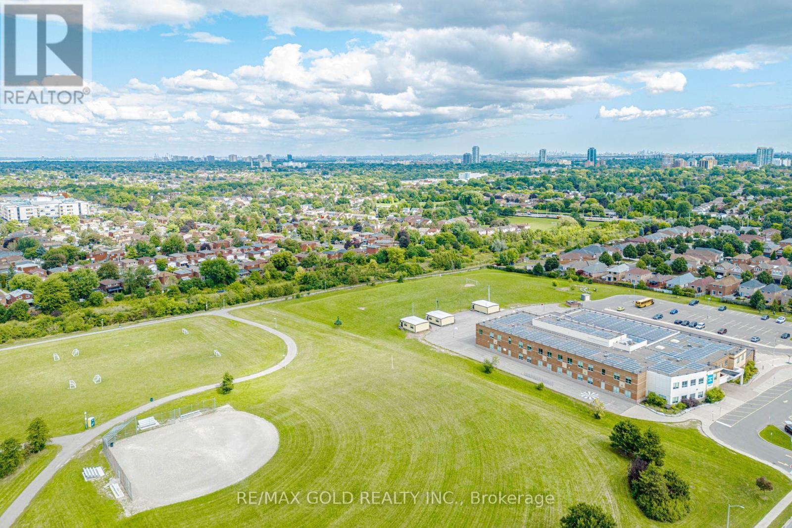 4 Horsham Street, Brampton, Ontario  L6X 3R5 - Photo 48 - W13793276