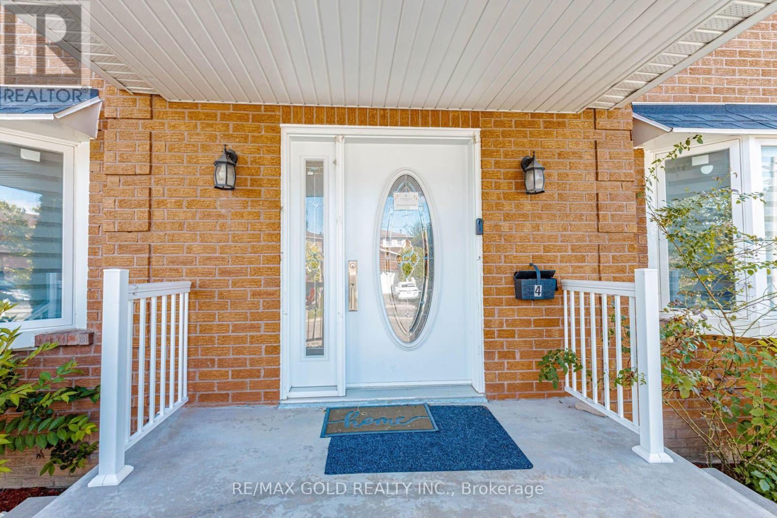 4 Horsham Street, Brampton, Ontario  L6X 3R5 - Photo 7 - W13793276