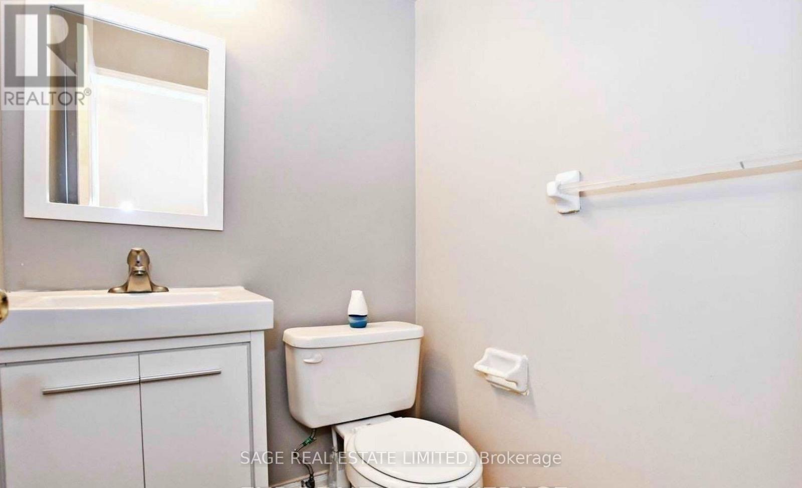 113 - 833 Scollard Court E, Mississauga, Ontario  L5V 2B4 - Photo 11 - W13793474