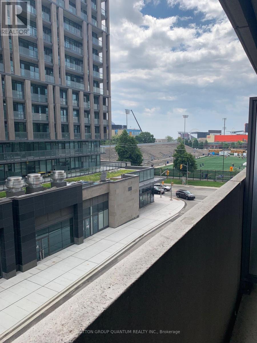 406 - 20 Joe Shuster Way, Toronto, Ontario  M6K 0A3 - Photo 8 - W13793476