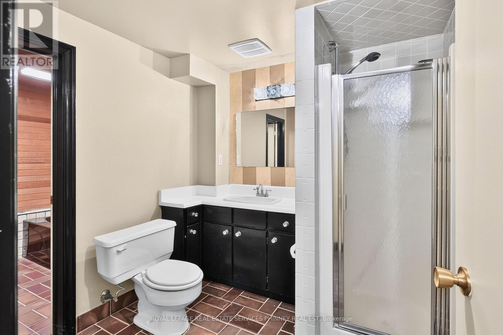 1682 Medallion Court, Mississauga, Ontario  L5J 4G1 - Photo 36 - W13793498