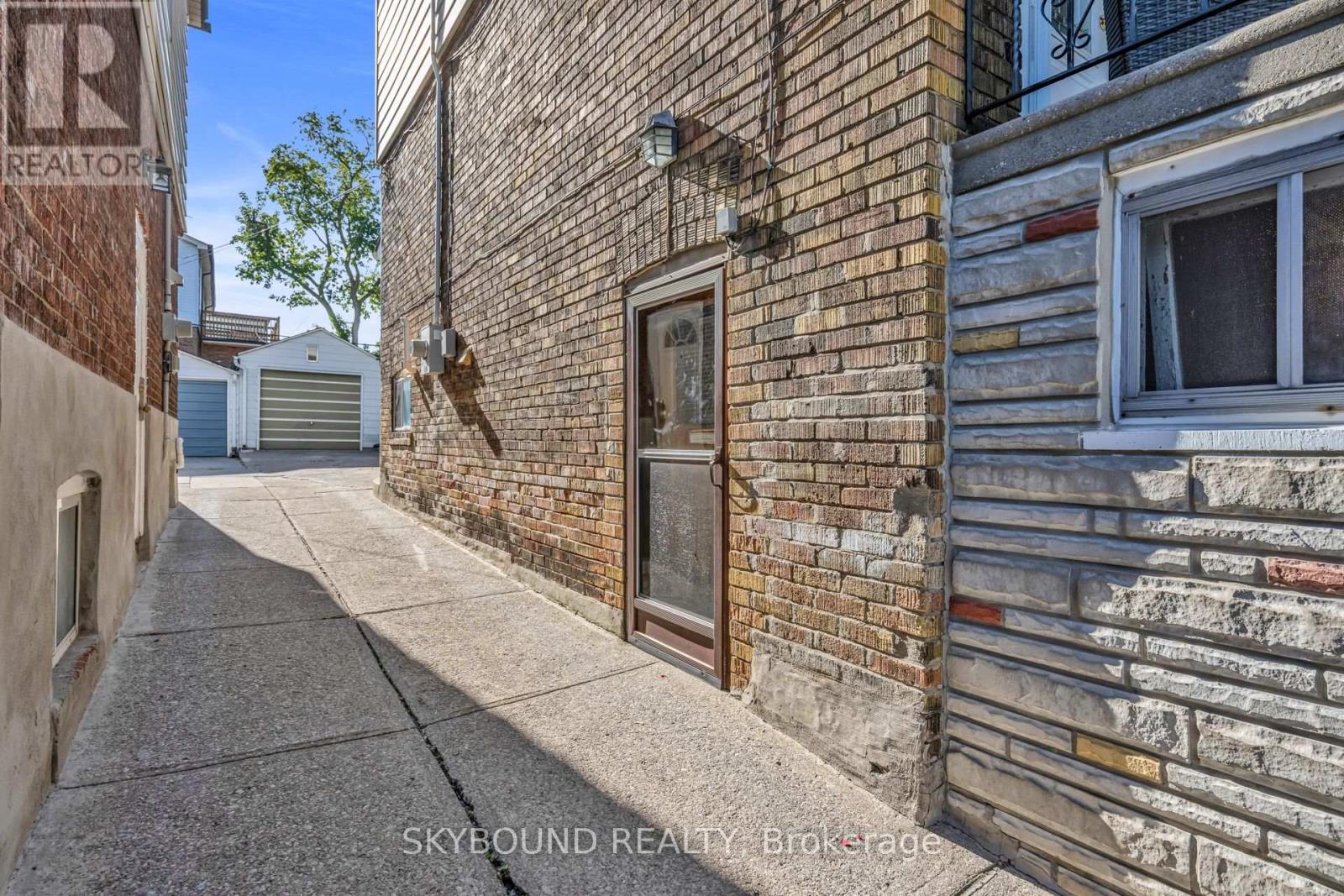 30 Woodmount Avenue, Toronto, Ontario  M4C 3X7 - Photo 26 - E13792832