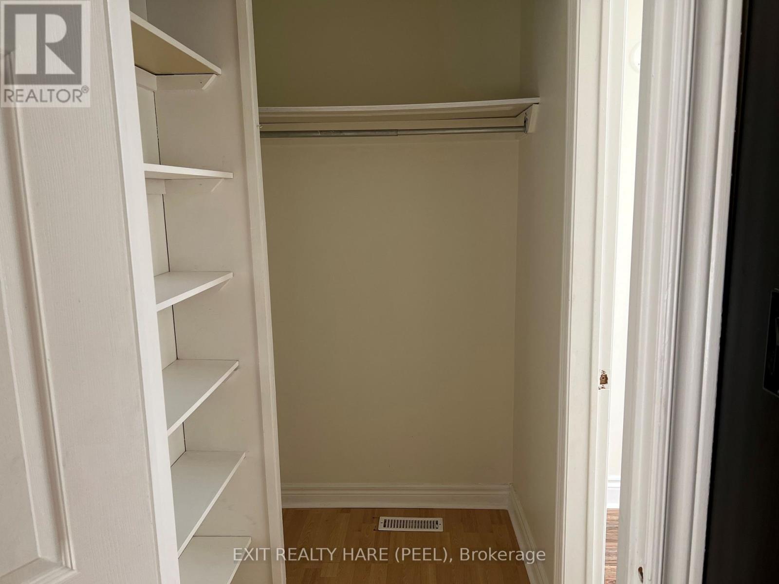 7698 Kipling Avenue, Vaughan, Ontario  L4L 1Y6 - Photo 6 - N13753942
