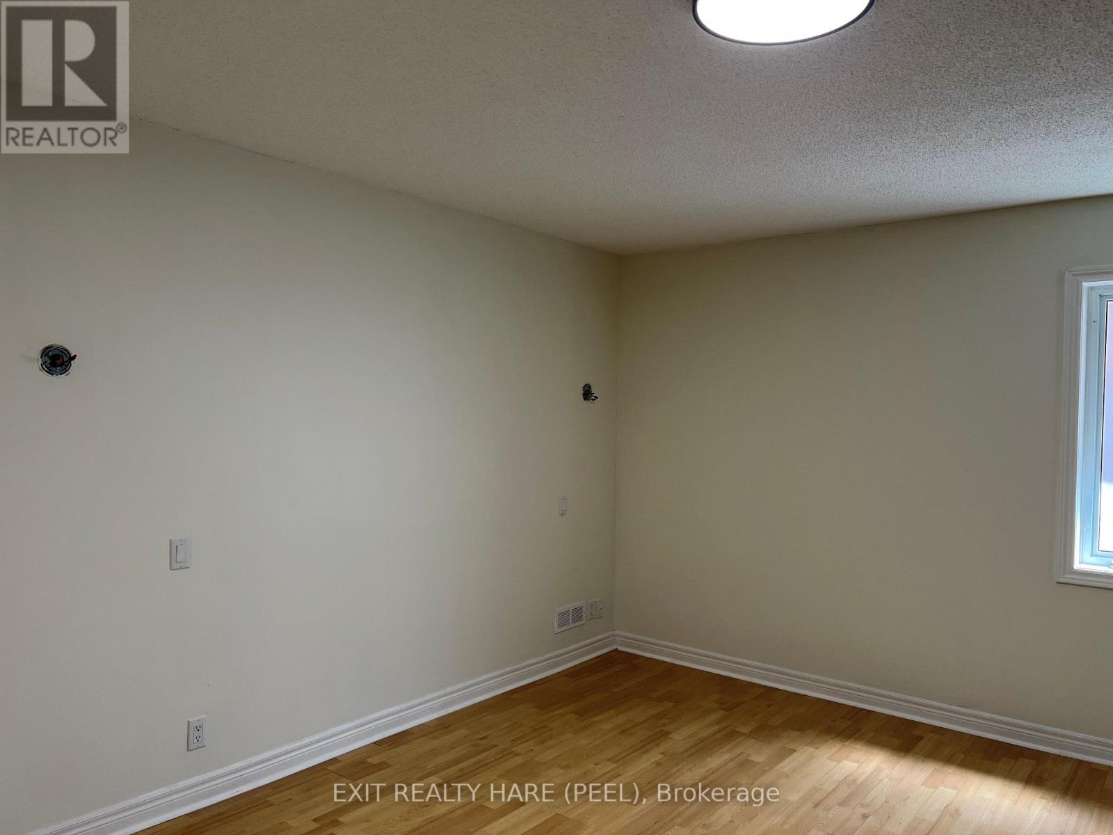 7698 Kipling Avenue, Vaughan, Ontario  L4L 1Y6 - Photo 9 - N13753942