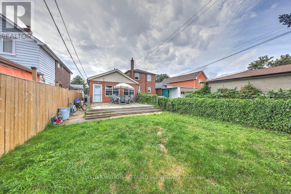 13 Teston Boulevard, Toronto, Ontario  M6N 4R9 - Photo 13 - W13734712