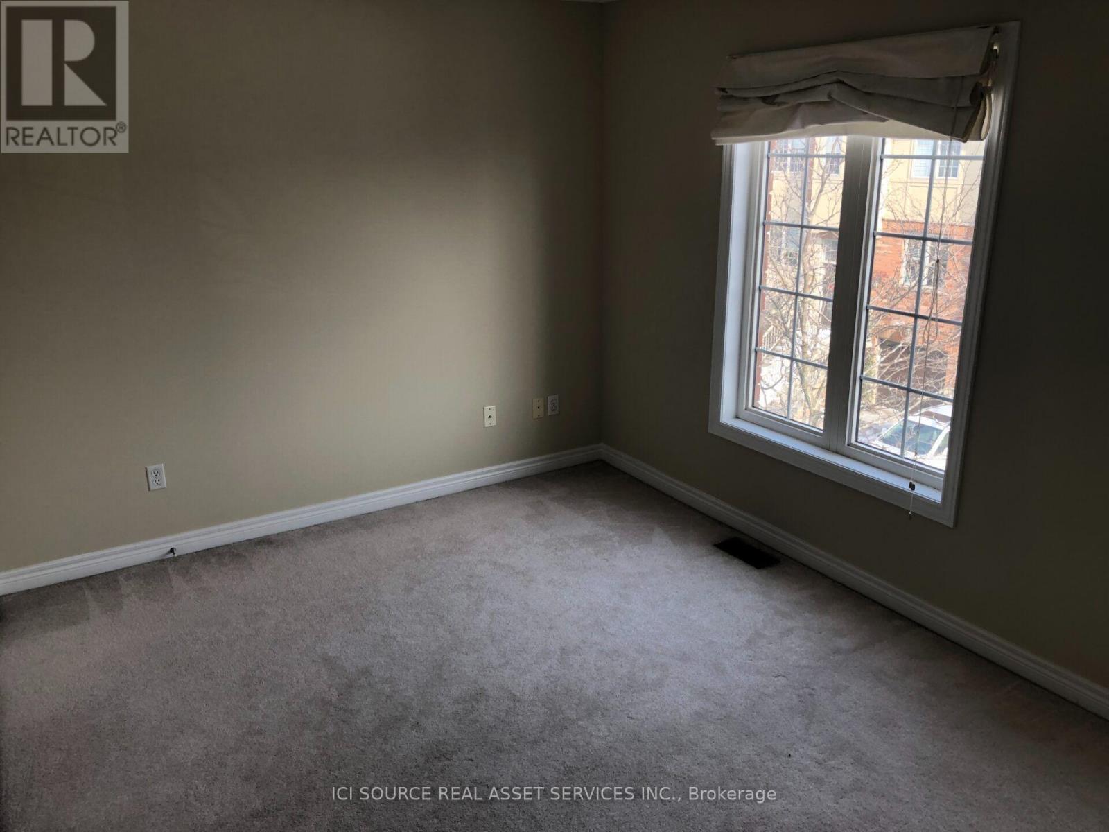 674 Rowley Common, Burlington, Ontario  L7L 0A5 - Photo 7 - W13789422