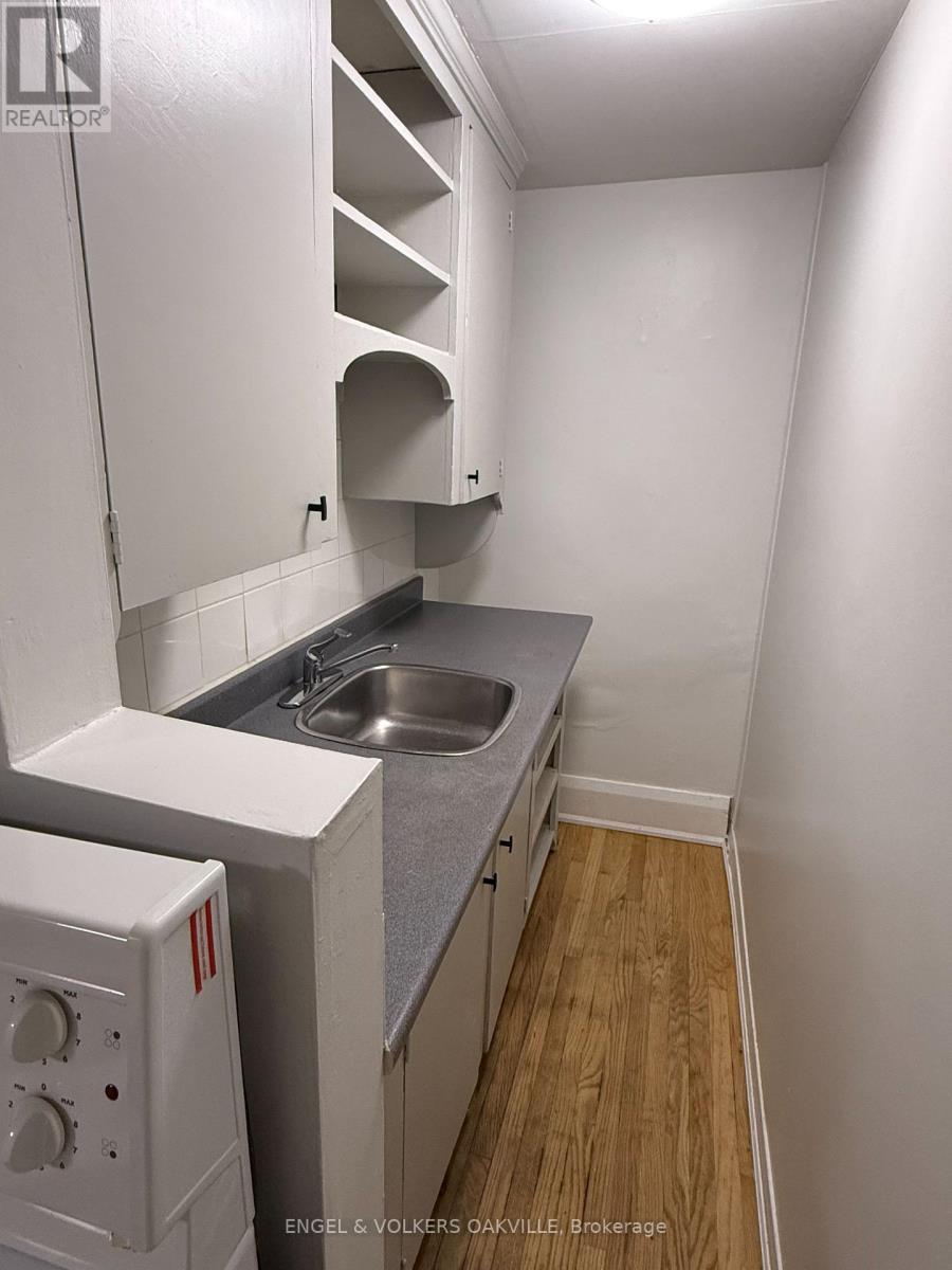 2 - 155 Lakeshore Road E, Oakville, Ontario  L6J 5C3 - Photo 7 - W13790532
