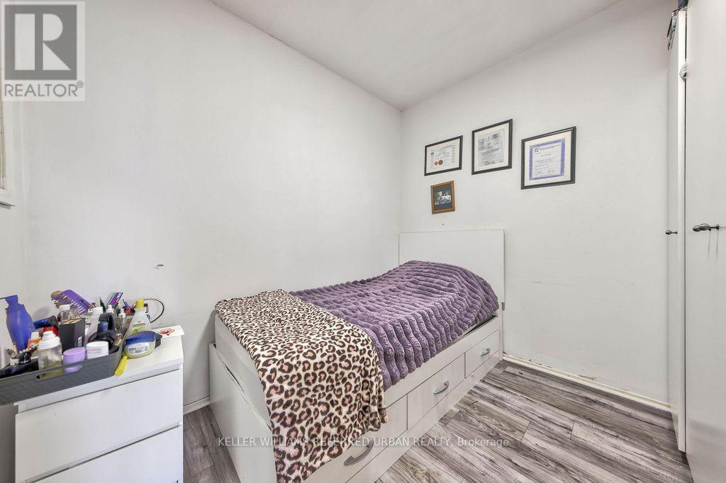 13 Teston Boulevard, Toronto, Ontario  M6N 4R9 - Photo 12 - W13734712