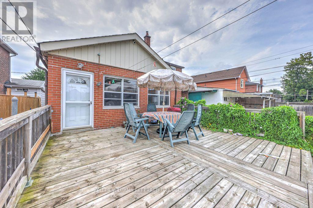 13 Teston Boulevard, Toronto, Ontario  M6N 4R9 - Photo 14 - W13734712