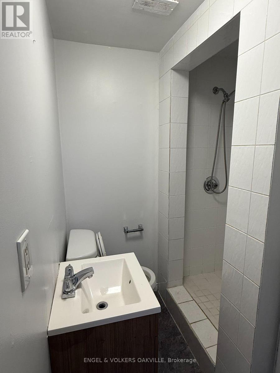 2 - 155 Lakeshore Road E, Oakville, Ontario  L6J 5C3 - Photo 11 - W13790532